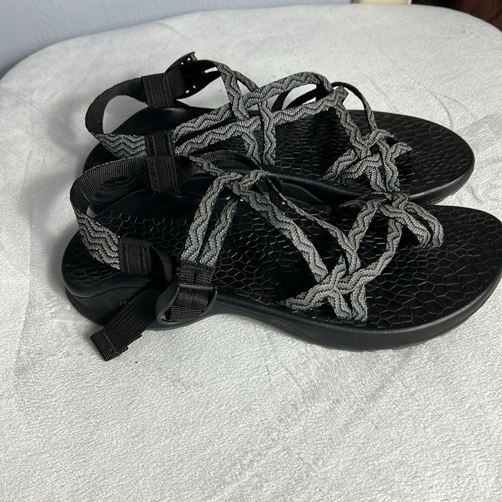 Chaco Updraft Ecotread Gray Wave Double Strap Toe… - image 2